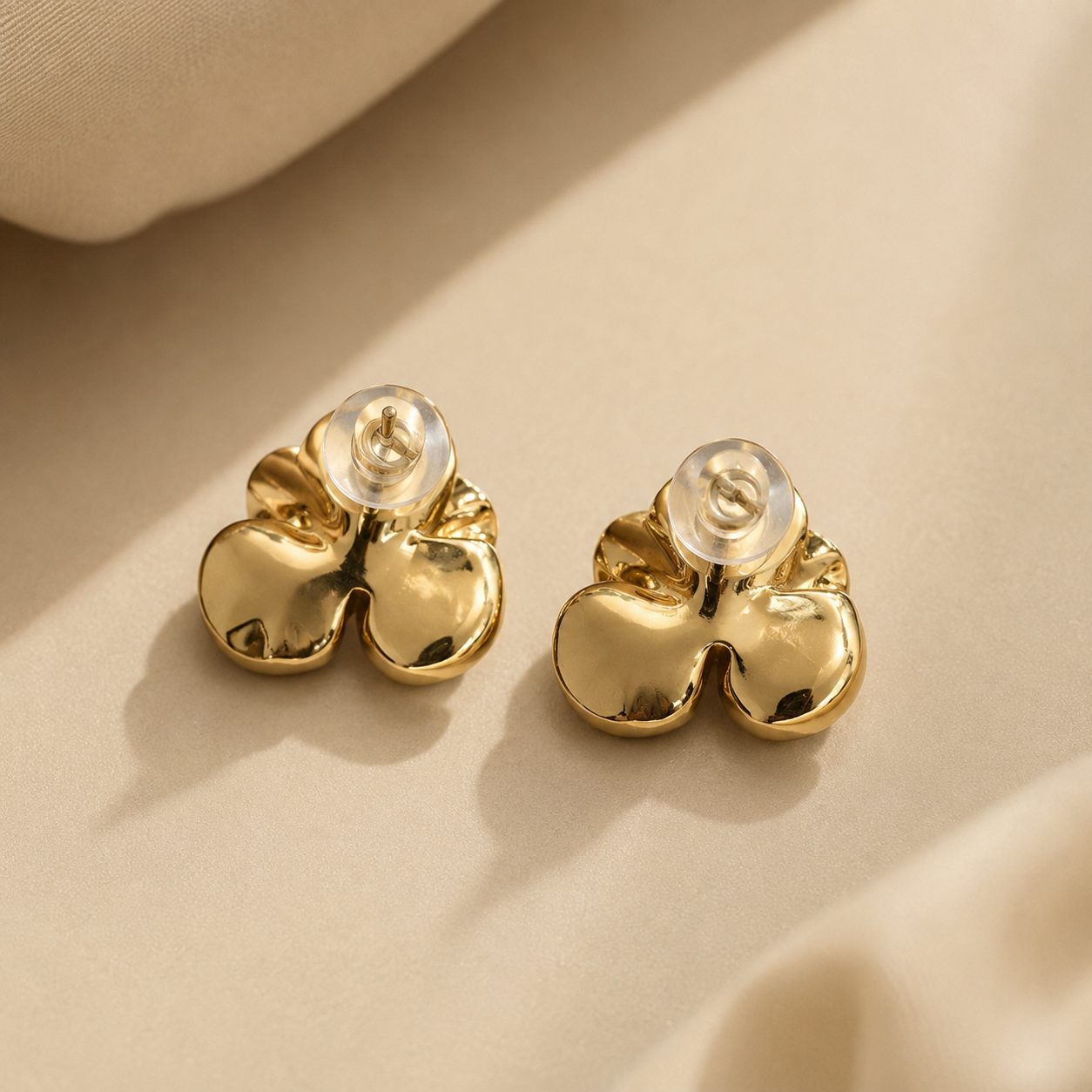 Mocha Bloom Flower Stud Earrings